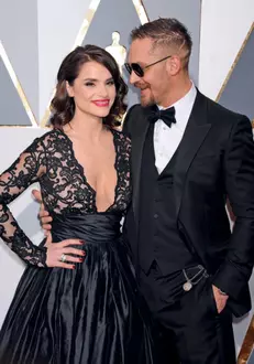 socoteTom Hardy și soția lui, Charlotte Riley la a 88-a ediție a Premiilor Oscar
