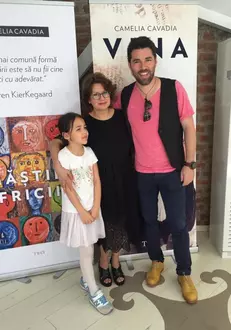 Camelia Cavadia, Alex Dima si fiica lui, Sara