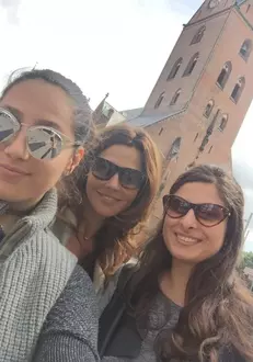 Oana Cuzino, alaturi de fiica si nepoata ei