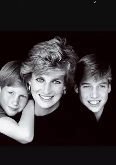 Prințesa Diana alături de William și Henry