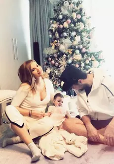 Anamaria Ionescu, fiica și soțul său de Crăciun