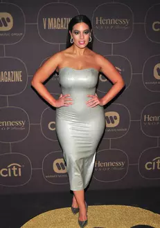 Ashley Graham la Warner Music Group Pre Grammy