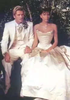 David și Victoria Beckham, în ziua nunții lor.