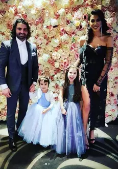 Pepe, Rosa, Maria și Raluca