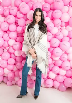 cum își menține Anca Serea tenul hidratat