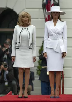 Emmanuel Macron şi Brigitte, în vizită oficială în America