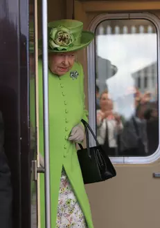 Vizita regală în Cheshire