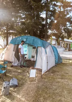 In vacanta cu cortul