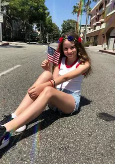 Irina Columbeanu își petrece vacanța de vară în America