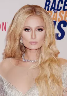 paris-hilton romania