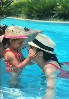 Andra şi Cătălin Măruţă au plecat în vacanţă