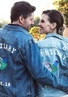 La 44 de ani, Hilary Swank s-a căsătorit cu bărbatul visurilor' ei, Philip Schneider.