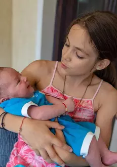 Roxana Ciuhulescu şi-a pozat copiii împreună