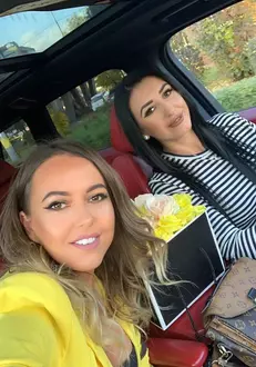Mirela și Nicoleta