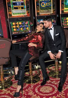 Lili Sandu, pictorial sexy înainte de sărbători