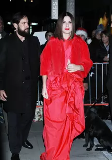 Sandra, la premiera filmului Bird Box, care va rula pe Netflix