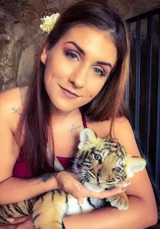 Alexandra, fosta iubită a lui Aurel de la „Insula iubirii”, e îndrăgostită. Cine e bărbatul care o face fericită acum