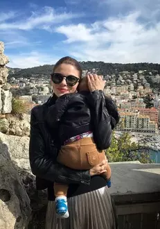 Anca Lungu și băiețelul său