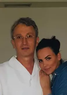 Lavinia Pârva și doctorul care a ajutat-o să nască