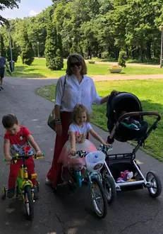 Mirela Vaida si cei trei copii