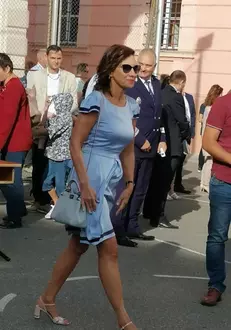 Carmen Iohannis prima zi de scoala 1