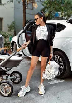 Karmen și fetița ei