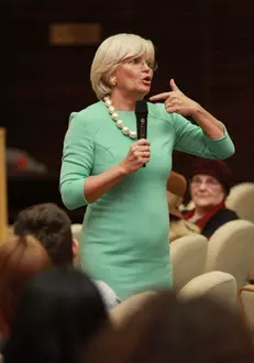 Monica Tatoiu a intrat în conflict deschis cu Clotilde Armand.