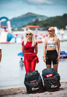 Alina Ceușan și Carmen Grebenișan Asia Express (1)