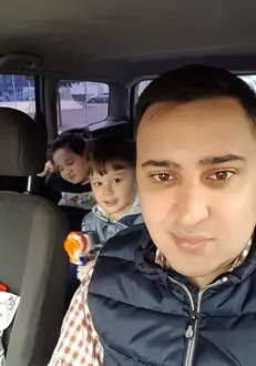 Ciprian Tapota si familia 1