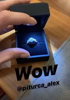 Cristina Ich a primit inelul de la Alex Pițurcă.