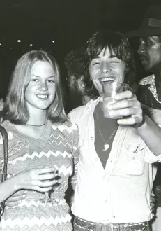 Melanie Griffith și Don Johnson s-au mutat împreună când ea avea doar 15 ani.