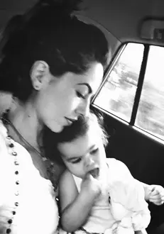 Barbara Mori a devenit bunică la 38 de ani