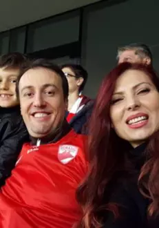 Calin Geambasu alături de fosta sotie si baietelul lor