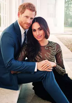 Fotografii-oficiale-logodna-Printul-Harry-si-Meghan-Markle-3