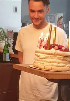 Patrick Borcea a împlinit 22 de ani.