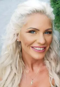 37367484_213659456000722_4649903724053921792_n