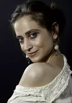 De Ce Nu Apare Fiica Lui Dem RÄƒdulescu NiciodatÄƒ Cu È›inute Decoltate In Film Am ApÄƒrut Nud Deci Nu Curajul Imi LipseÈ™te
