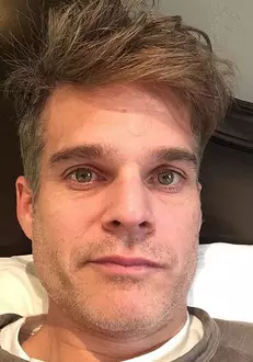 Greg Rikaart din Tanar si Nelinistit are coronavirus