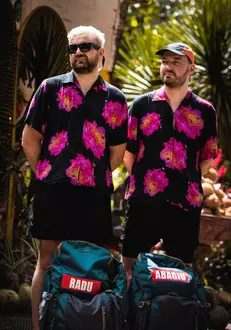 2Alex-Abagiu-si-Radu-Vladut-Asia-Express