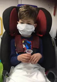 băiețel-de-5-ani-infectat-cu-coronavirus