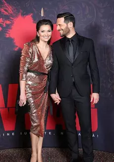 4Adi-Nartea-si-sotia