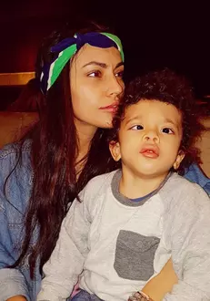 Oana-sotia-lui-Kamara-si-micutul-Leon