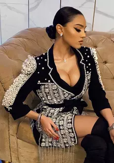 Karmen-prima-intervenție-estetică-2