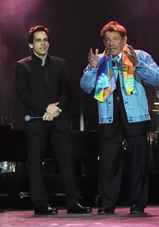 Ben Stiller Honors Dad at New York Alumni in Beverly Hills