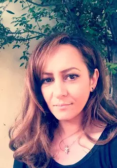 1Carmen-Trandafir-575×1024-1