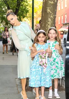 Sarah Jesica Parker takes her daughters Tabitha and Marion out for an event