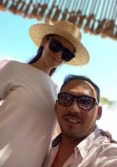 Ștefan-Stan-și-a-făcut-implant-de-păr-1