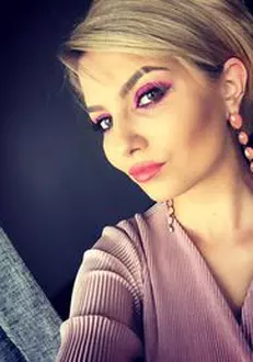 Cine-este-Cătălina-Stănescu-de-la-Mireasa-2