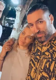 Smiley-declarație-de-dragoste-Gina-Pistol-1