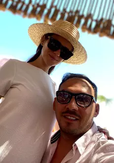 tefan-Stan-_i-a-facut-implant-de-par-1